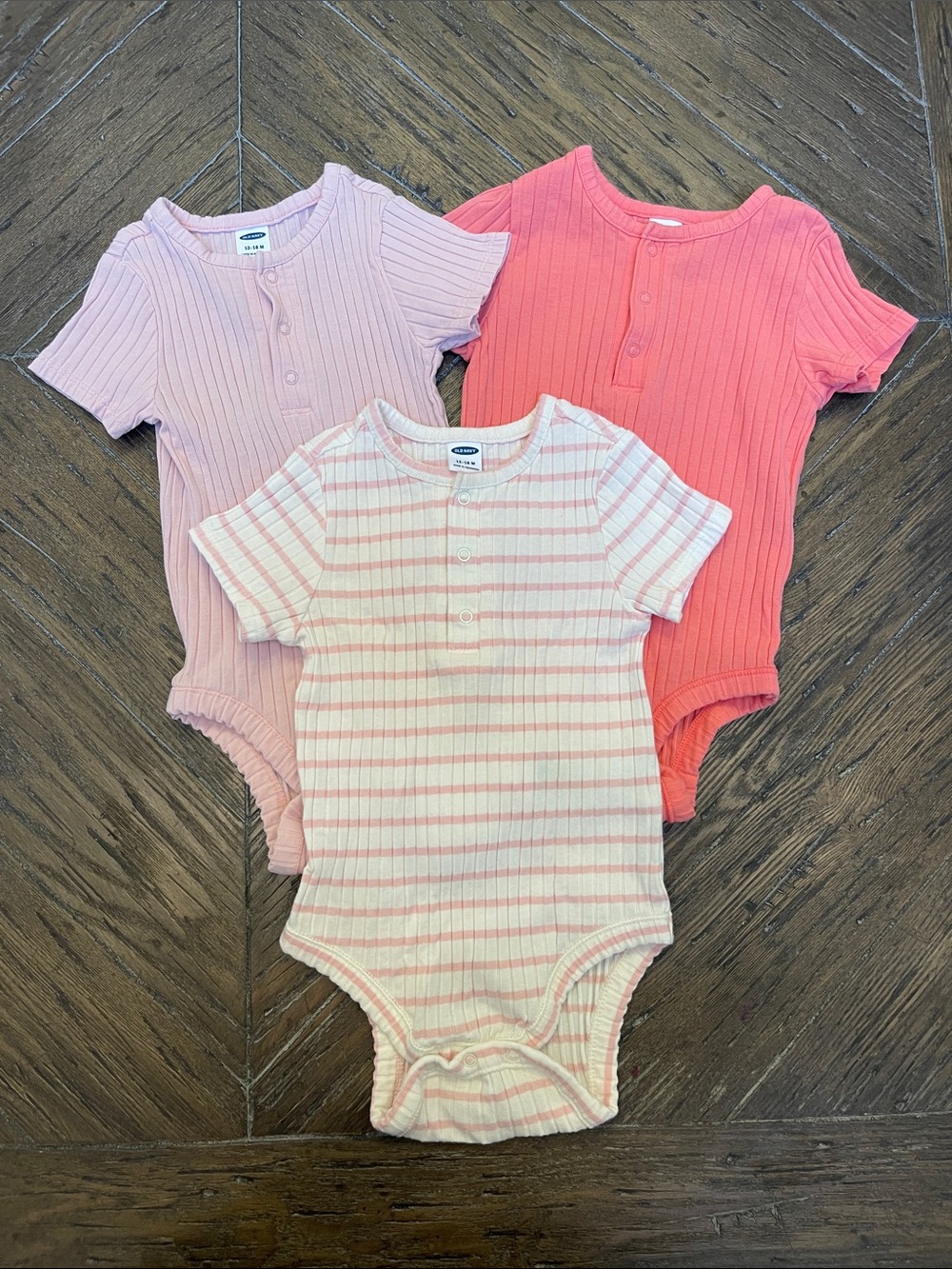 Old Navy Pink Ribbed Short-Sleeve Baby One-Piece Bodysuit (3-Pack)